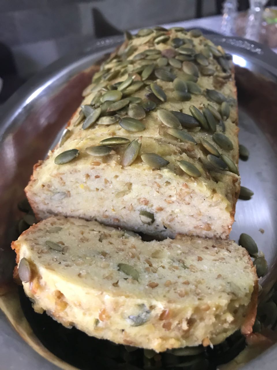 Pão low carb com sementes de abóbora